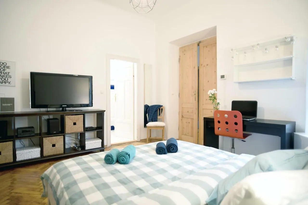 Large And Cozy Apartment 60 M2, Cracow Old Town Kraków 0*,