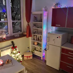  Apartament Basic, Quiet Close To Main Square